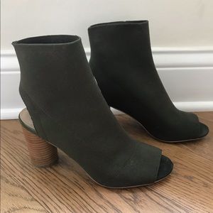 Steve Madden Sock Heels